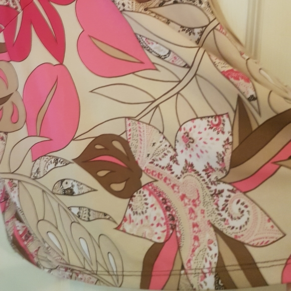 👚 Initiatives Trippy Flower Top - Picture 4 of 8